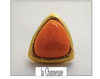 GUY LAROCHE PIN'S; Vintage jaren 80, voor haar en hem, gesigneerde Franse sieraden.