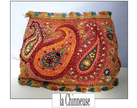 OLD EMBROIDERED POUCH; Rare Entirely Hand Embroid… - image 1