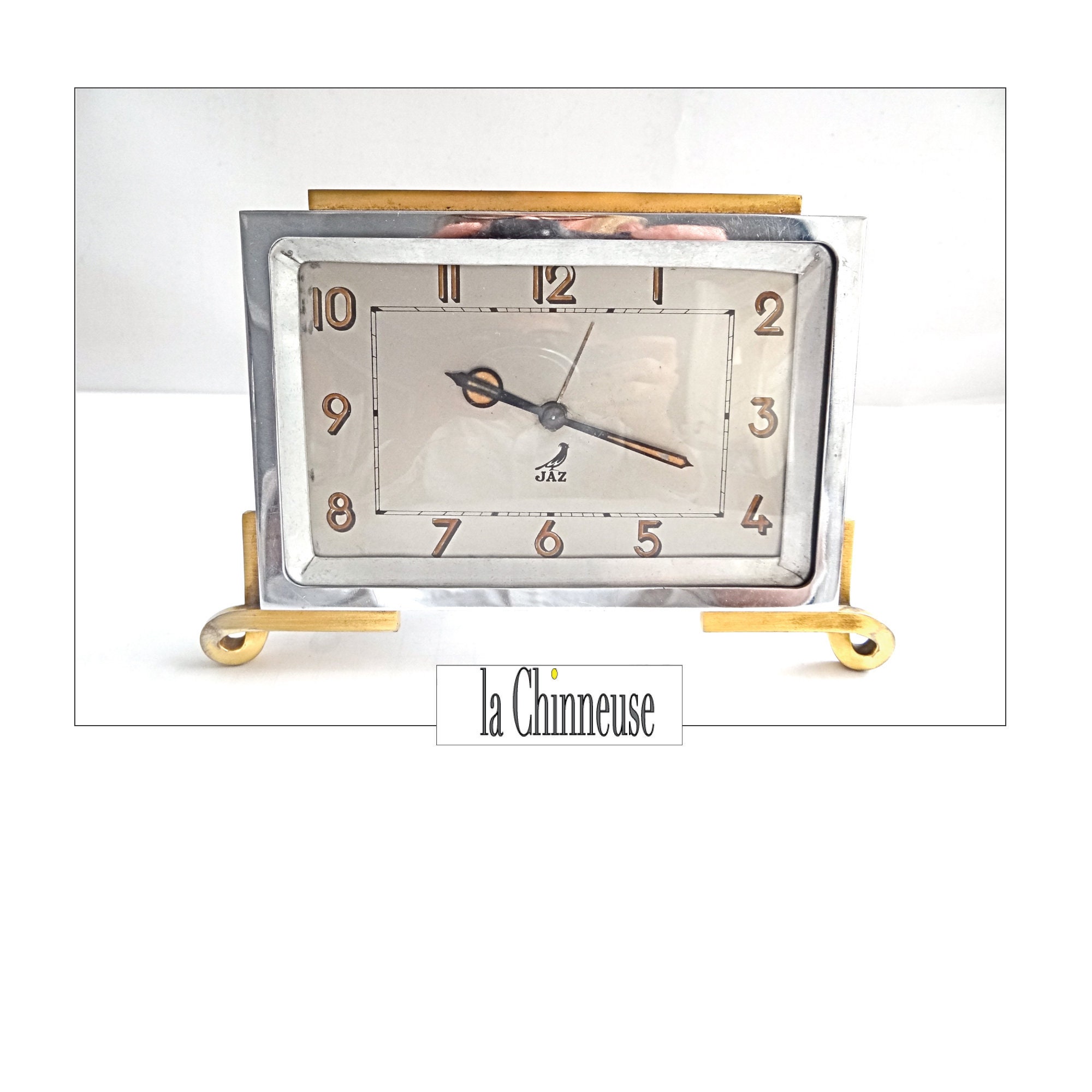 Réveil Jaz Vintage; Réveil Art Déco; Années 40; à Poser Métal Chromé et Doré; Collectible; Fabricati