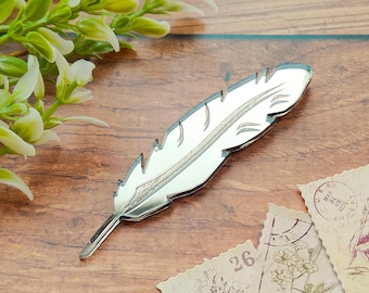Federkiel-Brosche | lasergeschnittener Acrylschmuck