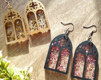 Kathedrale Bogen Fenster Statement Ohrringe | Laser geschnittenes Acrylglas | Fantasy-Cosplay