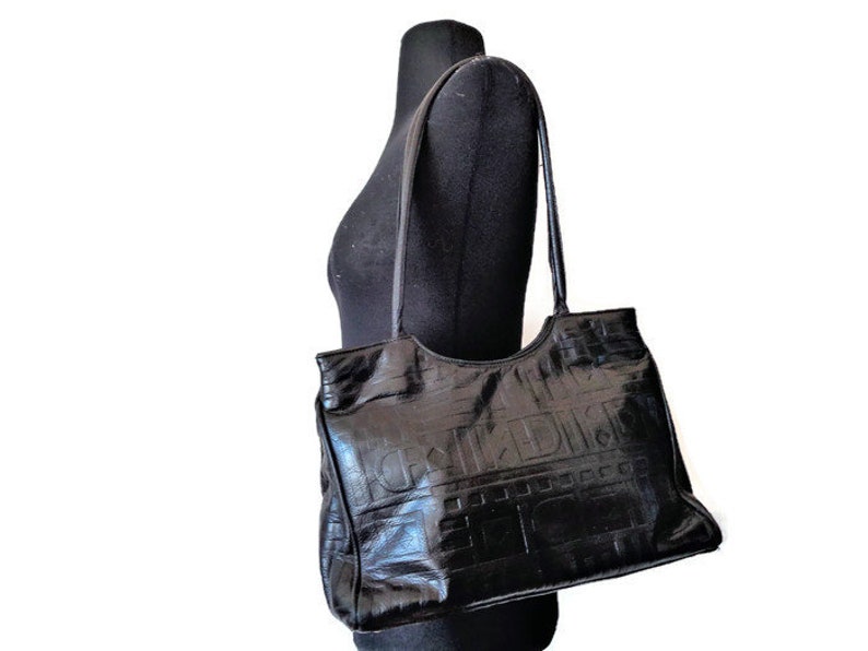leather shoulder bags canada