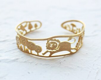 Lion Handmade Brass Bangle