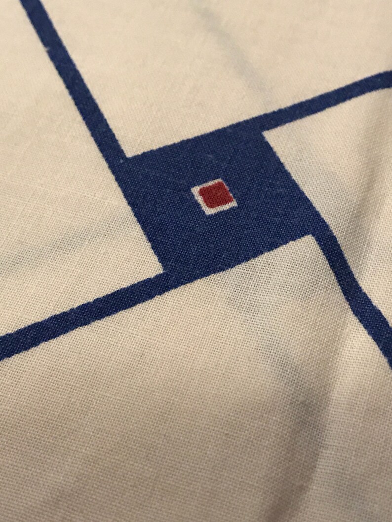 Pair of Vintage 1980/'s Blue Red and White Cannon Monticello Pillowcases