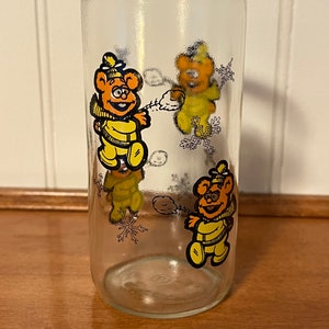 Vintage 1989 Fozzie Bear glass tumbler drinking glass Jim Henson Muppet Babies