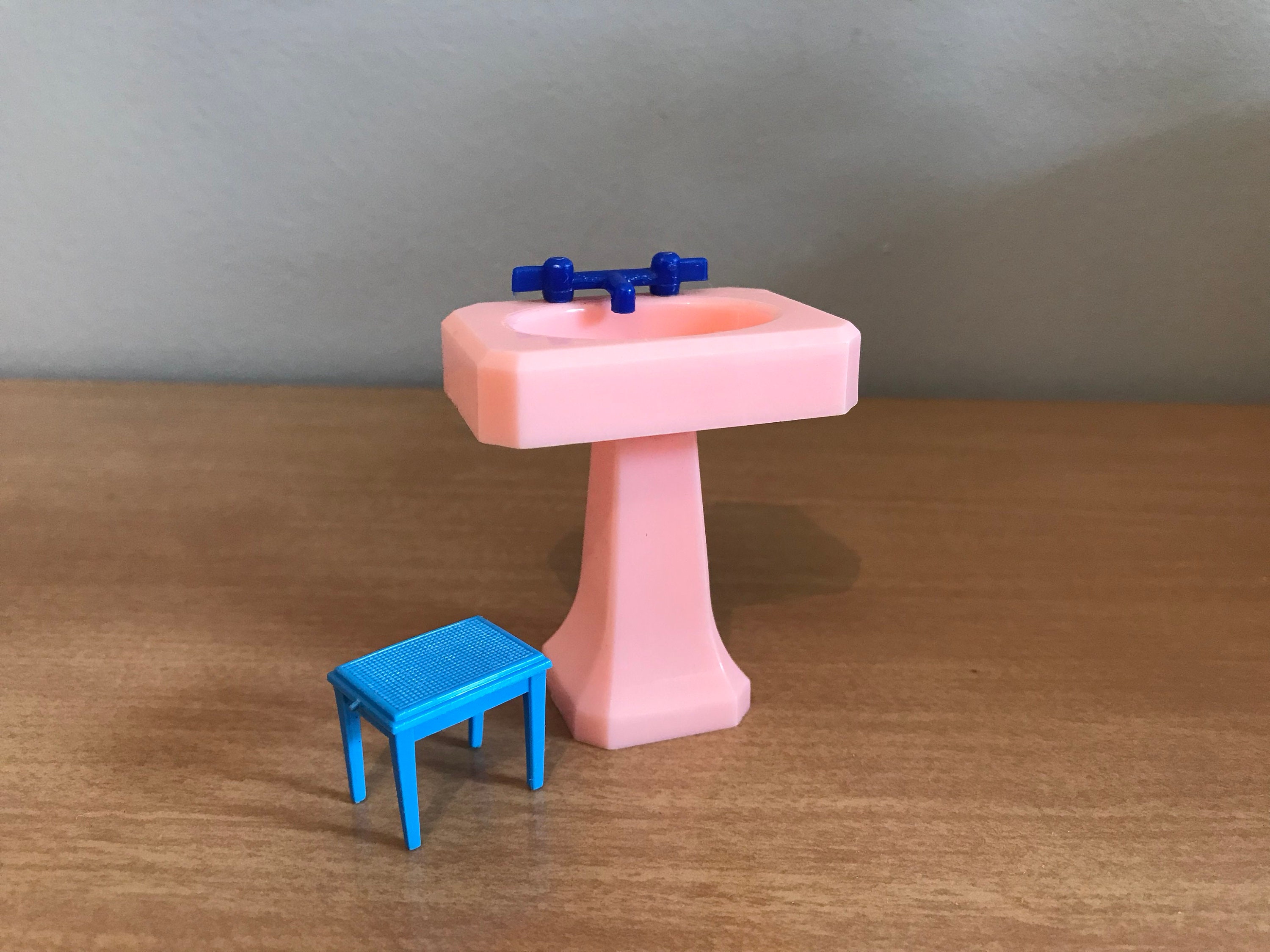 plastic dollhouse furniture 1950's