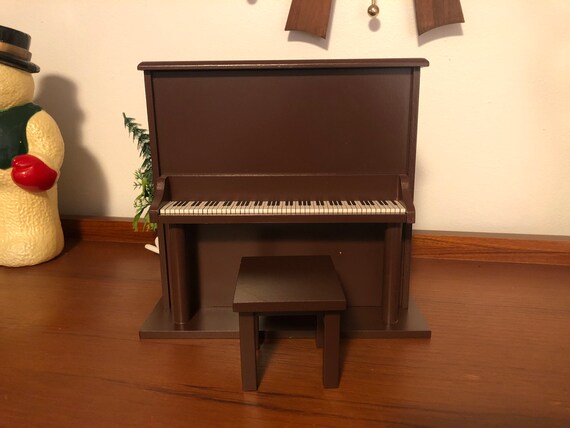 barbie doll piano
