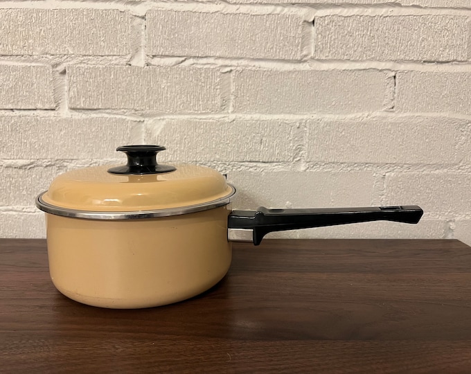 Tabletops Unlimited Metal Dutch Oven Essence Pot W/brass Handles 4 Tall