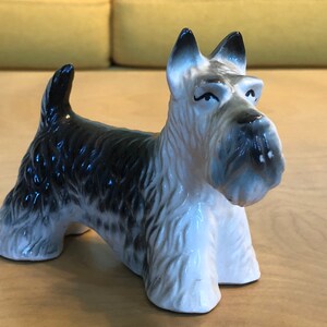 Vintage Scottish Terrier Ceramic Figurine Dog Small Miniature Scottie Dog