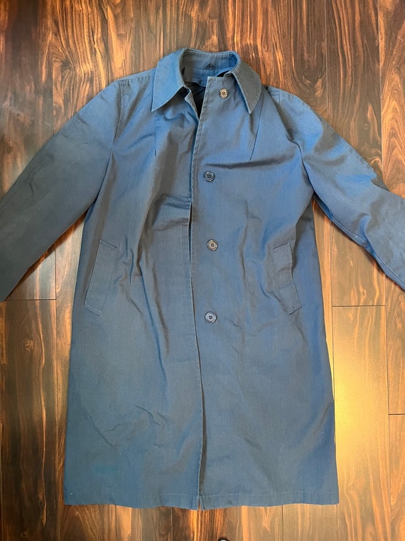 Vintage Bertram Navy Tailored all Weather Coat siz