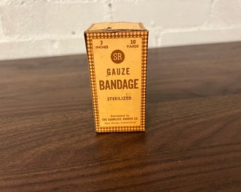 Vintage SR Seamless Rubber Co Sterilized Gauze Bandage box medical first aid