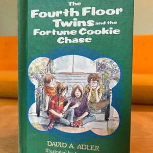 Vintage 1985 Book The Fourth Floor Twins and the Fortune Cookie Chase