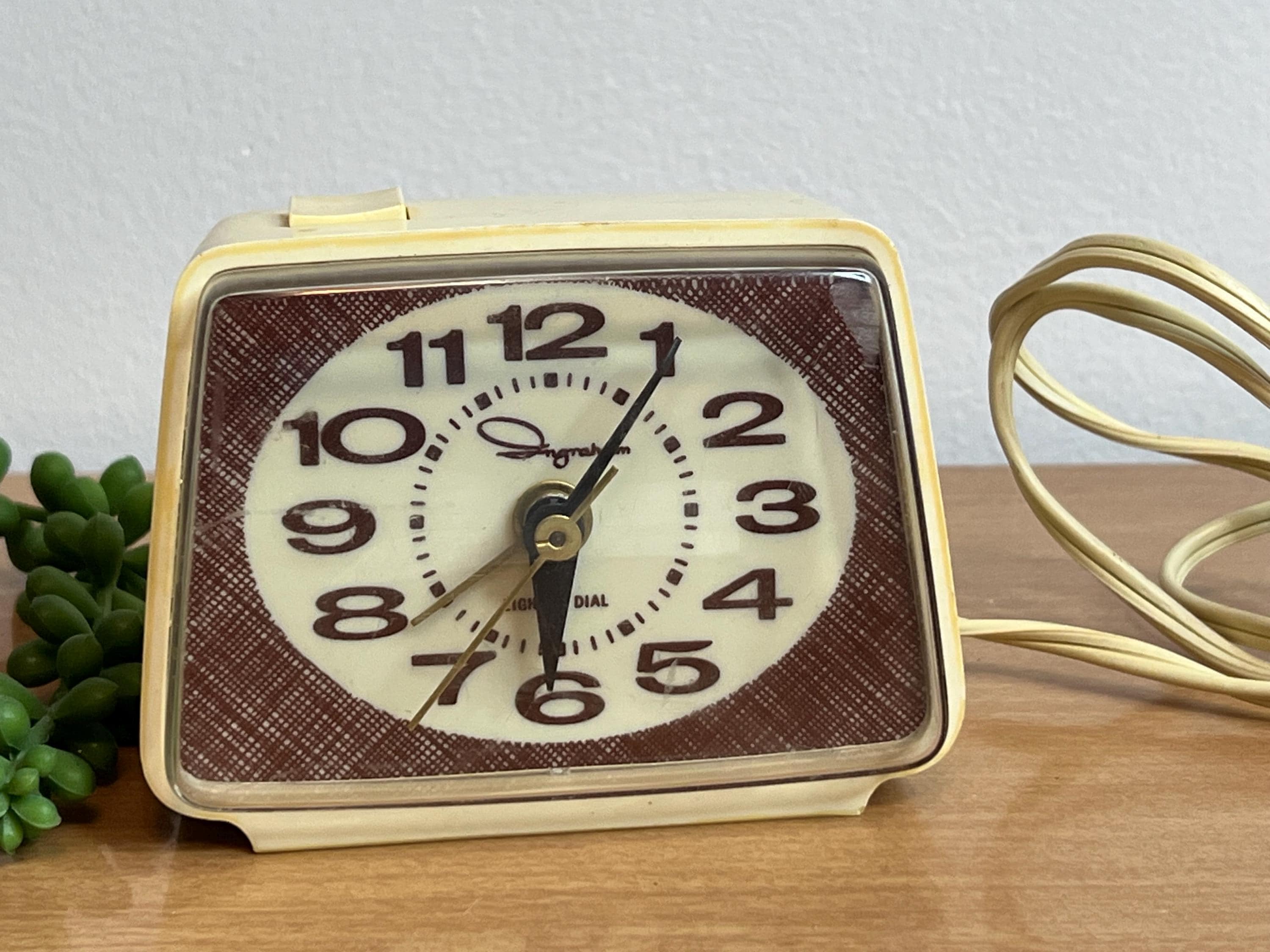 Ingraham Wall Clock Vintage - Etsy