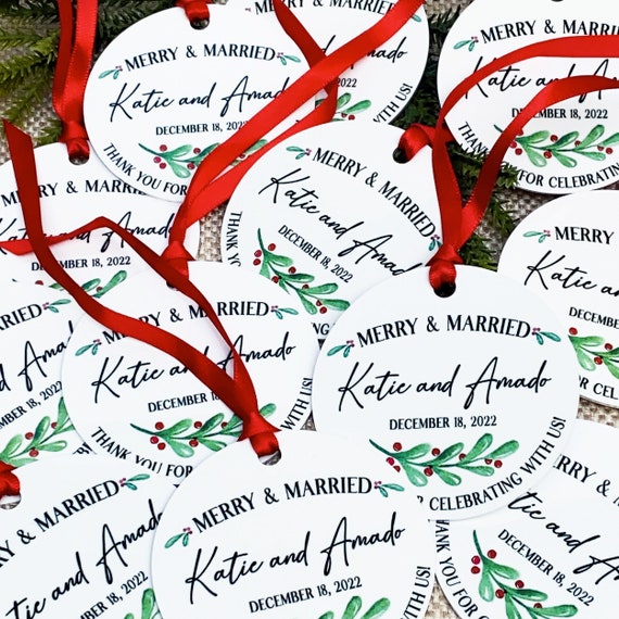 Christmas Wedding Favors - Bulk Custom Ornaments - Winter Wedding Favors with Couple Names - Bulk Gifts for Guests - Holiday Floral Greenery Il_570xn