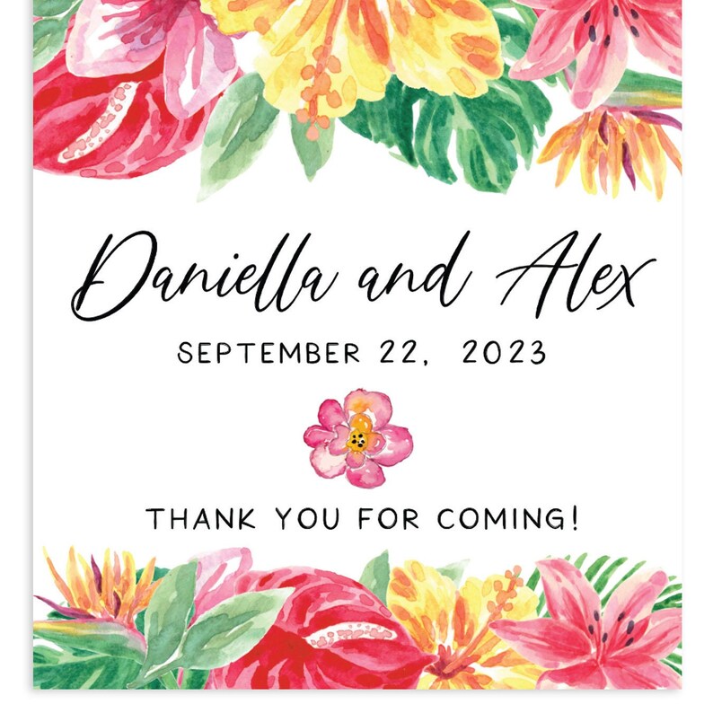 Puede incluir: Una tarjeta de invitaci&oacute;n blanca con ilustraciones florales en acuarela. La tarjeta presenta los nombres "Daniella y Alex" y la fecha "22 de septiembre de 2023". Tambi&eacute;n se incluye el texto "&iexcl;GRACIAS POR VENIR!"