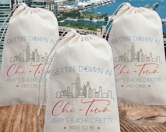 Chicago Bachelorette Gift Bags - Custom Canvas Favor Bags - Chicago Bridal Shower Favors - Chicago Skyline - Set of Personalized Tote Bags