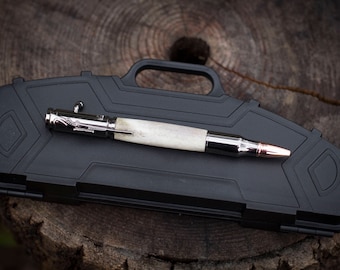Bolígrafo de cerrojo de asta de venado cola blanca hecho a mano con estuche para rifle - Grabado personalizado