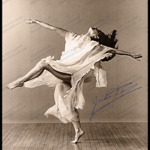 ISADORA DUNCAN Dance Legend Tragic Ending 8&quot; x 10&quot; Restored Photograph With Reprinted Autograph