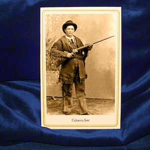 CALAMITY JANE Tarjeta de gabinete hecha a mano Reimpresión Fotografía Old West Vintage CDV