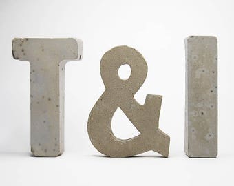 Conjunto de Regalos de Cartas Concretas (Concreto) Cartas de Hormigón Grande ( Large Concrete Letters) Conjunto de iniciales de letras de hormigón ? Cartas de Hormigón ? Regalo de la boda Iniciales de hormigón