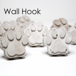 Mellanstor väggkrok för tassar | Valptasskrok | Hundtasskrok | Valptassväggkrok | Hundtassväggkrok | Krok för hundskåp | Stor tasskrok | Valp