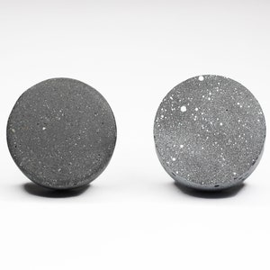 Schwarzer Schrankknopf aus Beton | Schrankknopf aus Beton | Schubladenknauf | Kommode Knopf | Skandinavisch | Moderner Schrankknopf | Terrazzo Stil
