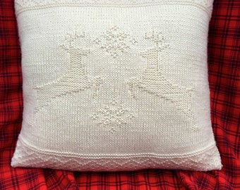 Reindeer Knitted Pillow Pattern