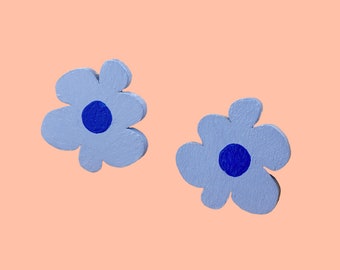 Lightweight Flower Stud Earrings, Spring Earrings, Floral Jewelry, Spring Jewelry, Blue Flower Stud, Blue Violet Jewelry