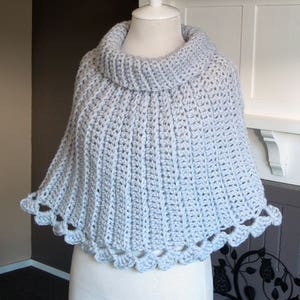 CROCHET PATTERN Capelet Easy To Make image 5