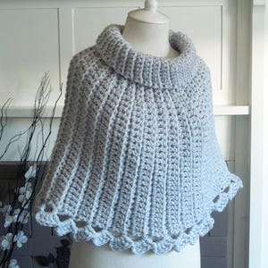 CROCHET PATTERN Capelet Easy To Make image 4