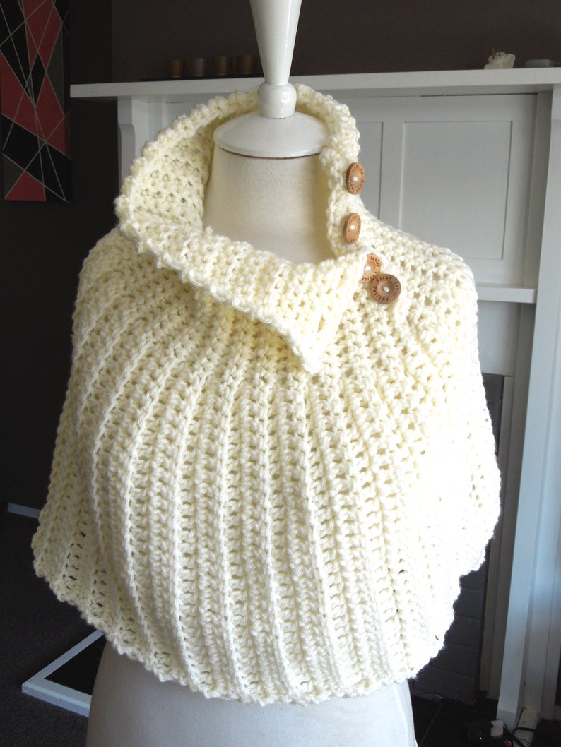 Capelet Crochet Pattern, Bridal Cape, Wedding Capelet, Bridal Capelet, Oversized Scarf, Easy Crochet Pattern, Chunky Scarf, pdf Pattern image 2