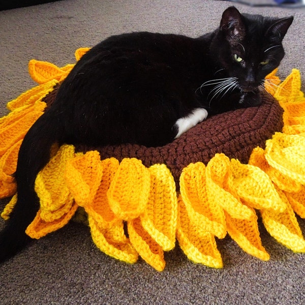 Pet Bed Sunflower Crochet Pattern