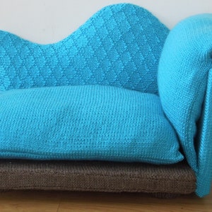 Cat Bed Chaise Longue/Lounge Style Knitting Pattern image 5