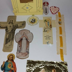 10 artefacts religieux en français