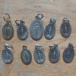 10 mini miraculous medals