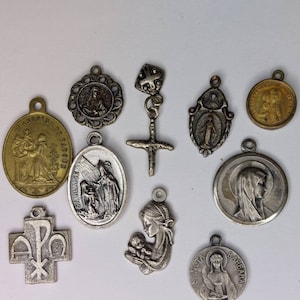 10 médailles religieuses catholiques