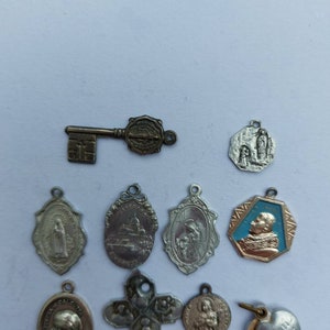 10 médailles religieuses catholiques