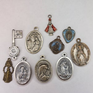 10 médailles religieuses catholiques