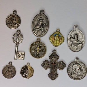 10 médailles religieuses catholiques