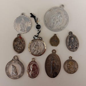 10 médailles religieuses catholiques