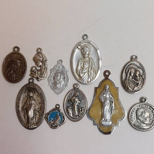 10 médailles religieuses catholiques