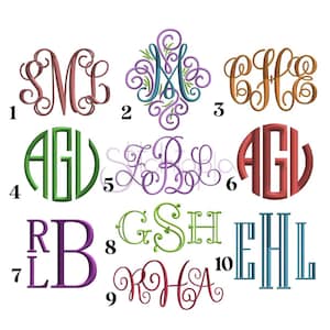 Op de afbeelding: Een verzameling van tien geborduurde monogramontwerpen in diverse stijlen en kleuren. De monogrammen bevatten letters zoals M, C en B, met opties in groen, paars en bruin. Geschikt voor personalisatie.
