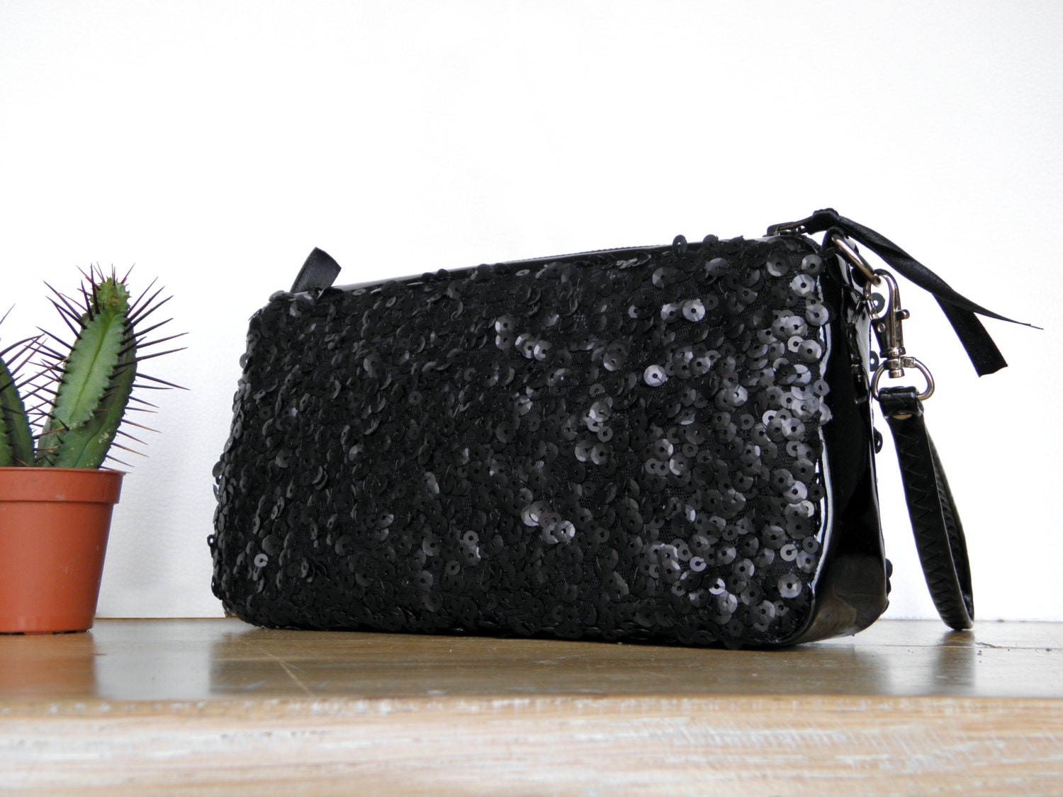 Black Sequin Embellished Mini Clutch Purse main image 1