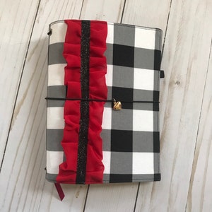 Holiday Buffalo Plaid Moo-dori, Fauxdori, Midori, travelers notebook with charm