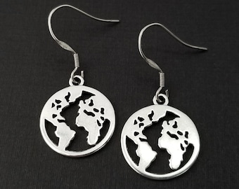 World Earrings - World Map Charm Earrings - Globetrotter Gift - Gift for Mom - French Hook Earrings - Dangle Earrings - Earth Earrings