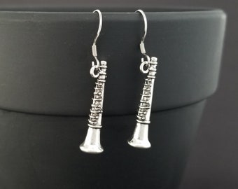 Boucles d’oreilles clarinette - Boucles d’oreilles à breloques en bois délicat - Cadeau de musique - Cadeau pour maman - Boucles d’oreilles Français crochet - Boucles d’oreilles pendantes - Boucles d’oreilles musicales