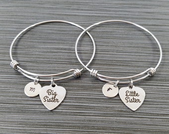 Big Sister Little Sister Bracelet Set - Two Sister Bangle Bracelet - Expandable Charm Bracelet - Initial Bracelet - Big Sis Little Sis Gift