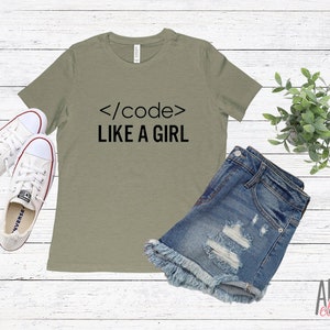 Code Like a Girl Women&#39;s Top