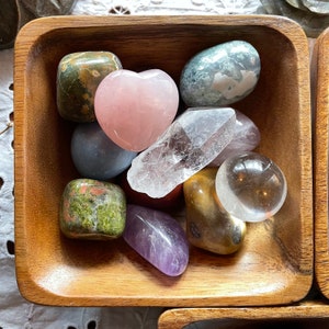 13 Piece Tumbled Stone Bowl Set // 4” Wood Bowl, 10 Tumbled Crystals ...