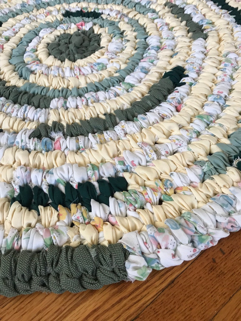 Handmade Rag Rug Round Farmhouse Cabin Image 0